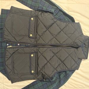 Women’s Quilted Black Vest and Tartan Shirt
